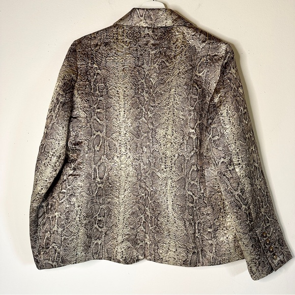 Chico’s Cobra Jaquard Print Metallic Blazer Gold Chicos size 1, size medium - Picture 7 of 12